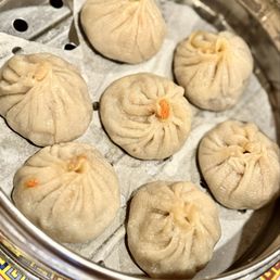 A31. Soup Steamed Dumpling Pork Crabmeat (7) 蟹粉汤包