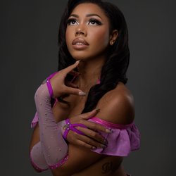 Radiant Inc Photography - Queen Lolita
Shot by: Radiant Inc.