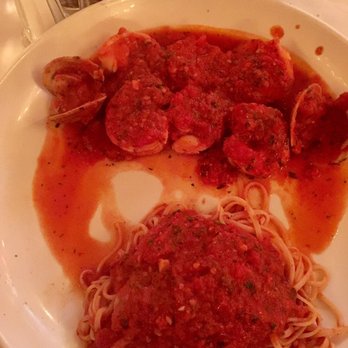 La Palina Restaurant - Shrimp fra diavolo - Italian Near Me - Brooklyn, New York