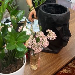 Very talented Lady! Very underrated place! I went to many place, but this place feels like winner! beautiful flowers Very talented Lady! Very underrated place! I went to many place, but this place feels like winner! beautiful flowers