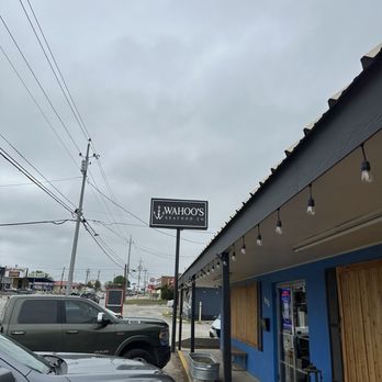 Wahoo's Seafood - Outside - Seafood Markets Near Me - Kerrville, Texas