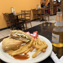 Jose'peños Mexican Restaurant - Chicken Torta
