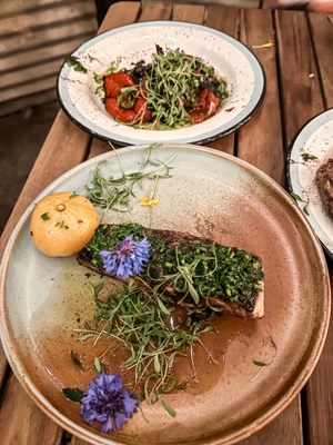 Le Great Outdoor Restaurant by null