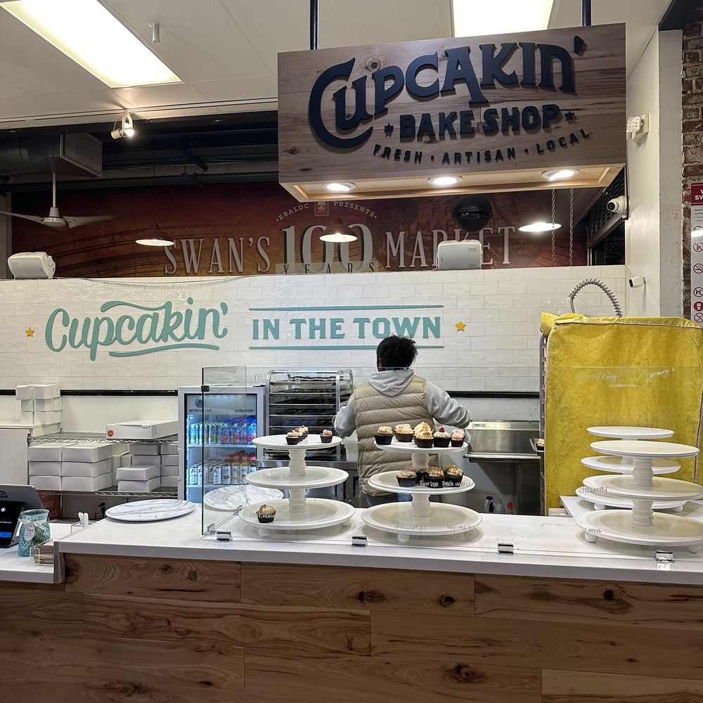 Cupcakin' Bake Shop - Cupcakes Near Me - Oakland, California