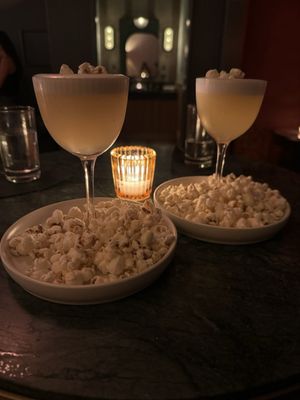 Bar Bonobo by null