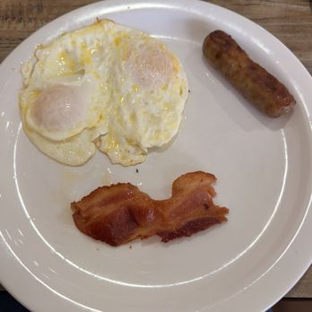 Leos Country Cafe - American Near Me - Hesperia, California Leos Country Cafe - American Near Me - Hesperia, California