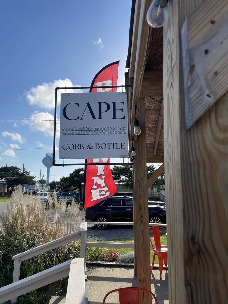 Cape Cork & Bottle Logo