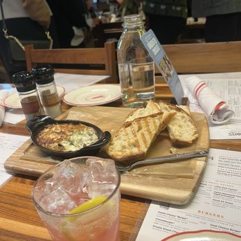 MoCo's Founding Farmers - Crab Crab & Artichoke Dip - New American Near Me - Potomac, Maryland MoCo's Founding Farmers - Crab Crab & Artichoke Dip - New American Near Me - Potomac, Maryland
