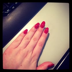 Beauty In The City - New acrylics & polish done here :)