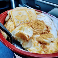 MMMUNCHIEZZZ - Banana pudding waffle bowl