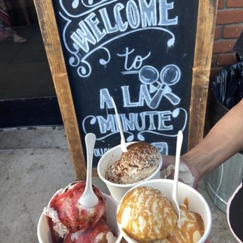 à la minute - strawberry balsalmic, coffee, salted caramel - Ice Cream & Frozen Yogurt Near Me - Redlands, California à la minute - strawberry balsalmic, coffee, salted caramel - Ice Cream & Frozen Yogurt Near Me - Redlands, California