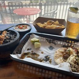 Taco Plate: Steak Fajita Taco, (SM) Chips and Queso, Draft Beer