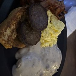 Sikorski's Home Plate - Breakfast buffet