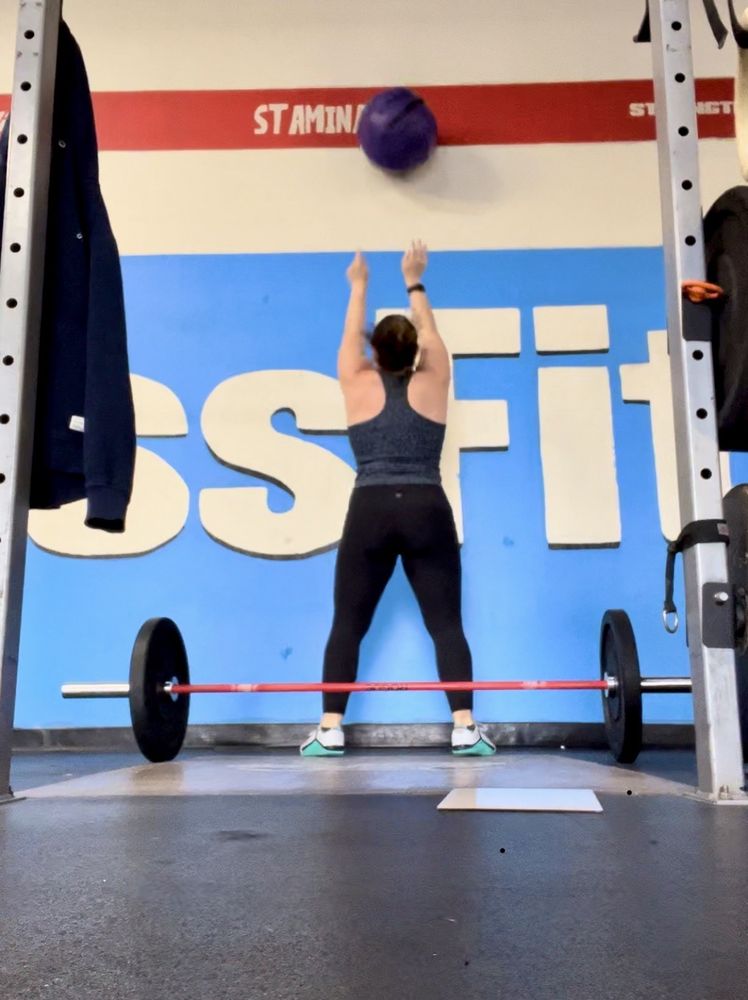CrossFit Sweat Shop Logo