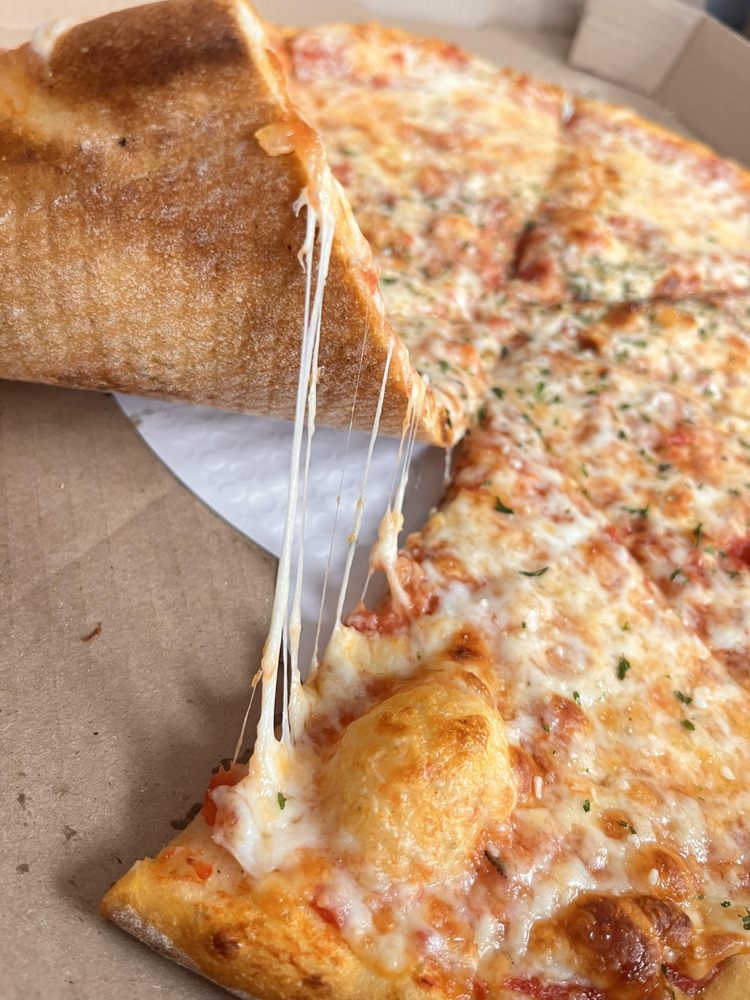 Solorzano's Pizzeria & Bistro