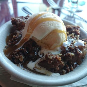 The Chart Room - Apple crisp...WAY too much cinnamon :-/ - Seafood Near Me - Bar Harbor, Maine