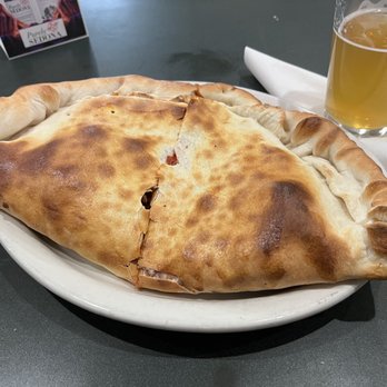 Strombolli's Pizzeria - Stromboli - Pizza Near Me - Page, Arizona Strombolli's Pizzeria - Stromboli - Pizza Near Me - Page, Arizona