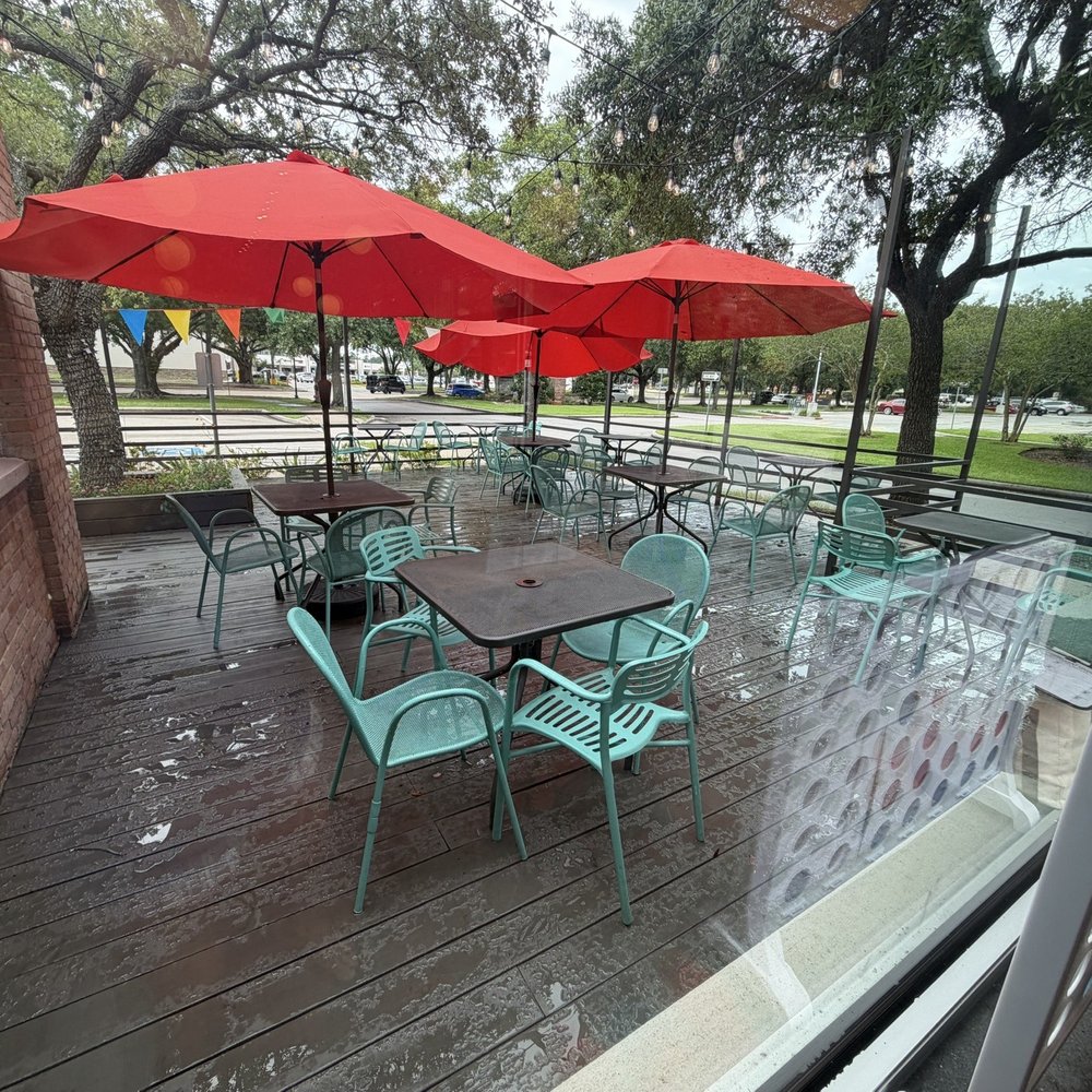 Fuzzy's Tacos and Margs - Tacos Near Me - Kingwood, Texas