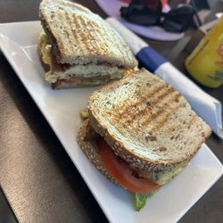 Parisco Cafe - BLT with egg