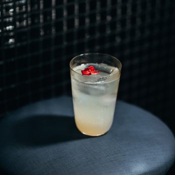 Momus Bar - Cocktail Bars Near Me - Madrid, M
