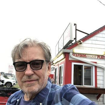 Ceal's Clam Stand - i'm waiting for the luscious food that's about to come. They're going to call my name. I'm gonna rush the window. - Seafood Near Me - Seabrook, New Hampshire