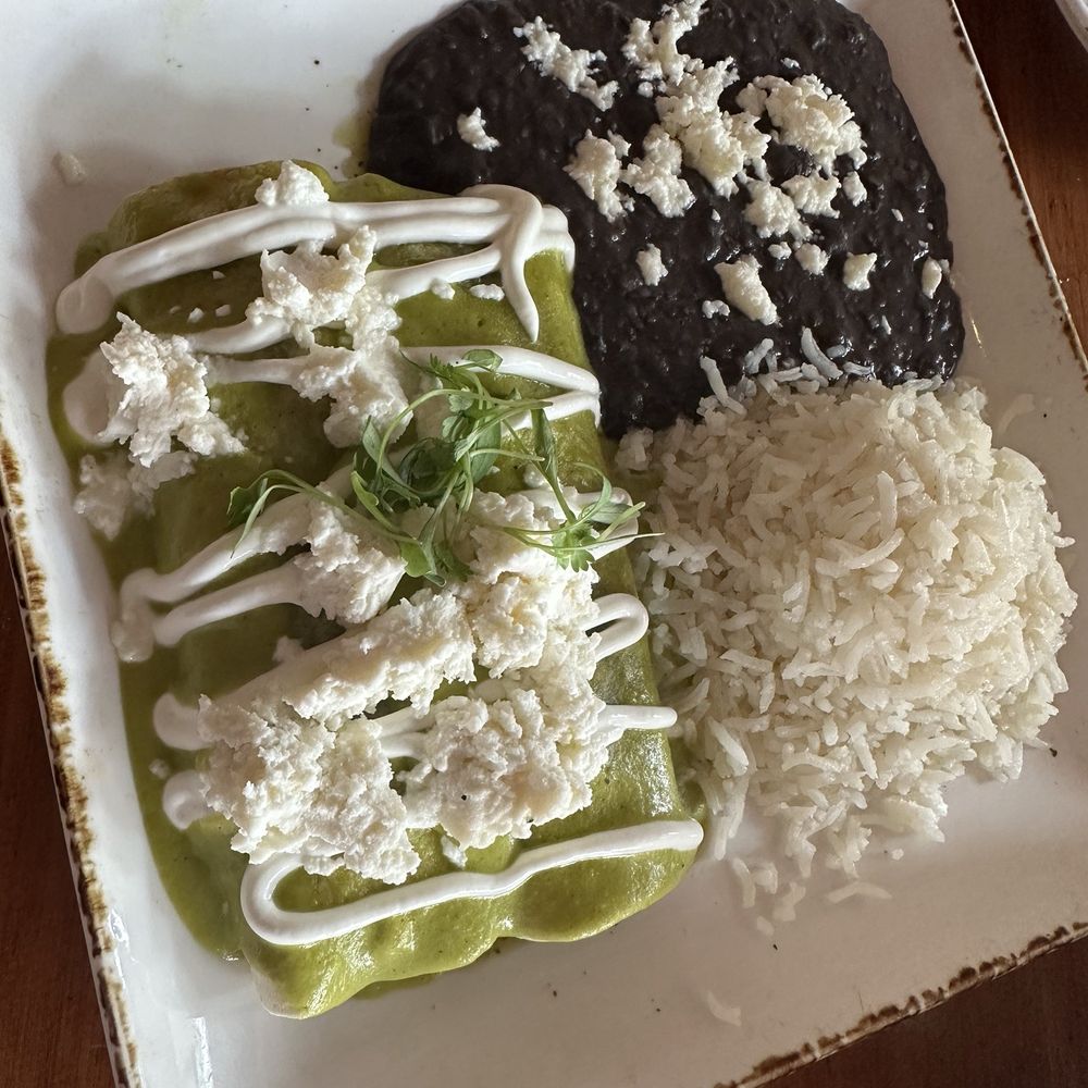Gabbi's Mexican Kitchen - Enchiladas de Camarones - Mexican Near Me - Orange, California Gabbi's Mexican Kitchen - Enchiladas de Camarones - Mexican Near Me - Orange, California