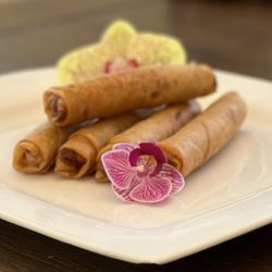 Bow Thai authentic cuisine - Fried veggie rolls