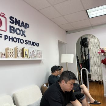 Snap Box - Session Photography Near Me - Flushing, New York