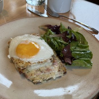 Bijou Restaurant - Salad Near Me - Petaluma, California