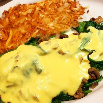 Gina's Cafe - Eggs Florentine - Cafes Near Me - Clinton Township, Michigan