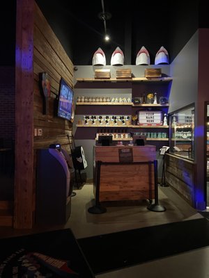 Pete's Dueling Piano Bar by null