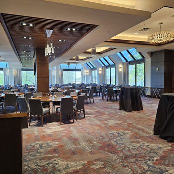 Hilton DFW Lakes Executive Conference Center - Dining roo. - Hotels Near Me - Grapevine, Texas Hilton DFW Lakes Executive Conference Center - Dining roo. - Hotels Near Me - Grapevine, Texas