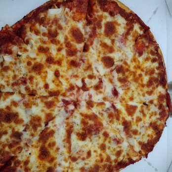 Pagliai's Pizza - Pepperoni and onion pizza. - Pizza Near Me - Mankato, Minnesota Pagliai's Pizza - Pepperoni and onion pizza. - Pizza Near Me - Mankato, Minnesota