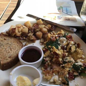Fig Tree Cafe - Veggie Scramble - Breakfast & Brunch Near Me - San Diego, California Fig Tree Cafe - Veggie Scramble - Breakfast & Brunch Near Me - San Diego, California