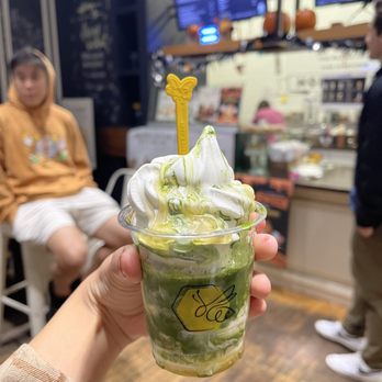 Honeymee - Matcha Affogato - Ice Cream & Frozen Yogurt Near Me - Irvine, California Honeymee - Matcha Affogato - Ice Cream & Frozen Yogurt Near Me - Irvine, California