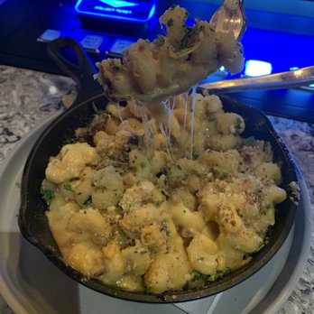 The Front Yard - Bacon Mac and cheese - Beer Gardens Near Me - Las Vegas, Nevada The Front Yard - Bacon Mac and cheese - Beer Gardens Near Me - Las Vegas, Nevada