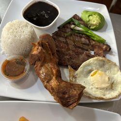 Q’sabor Latino food market  - Plato montanero amazing