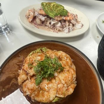 Mariscos El Submarino - Mexican Near Me - Jersey City, New Jersey Mariscos El Submarino - Mexican Near Me - Jersey City, New Jersey