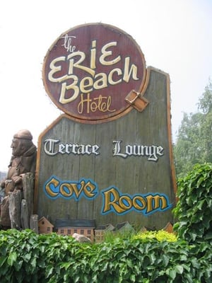 Erie Beach Hotel by null
