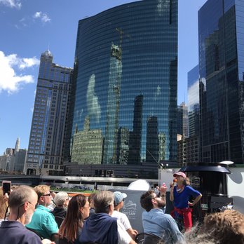 First Lady - Reflecting the skyline... - Boating Near Me - Chicago, Illinois