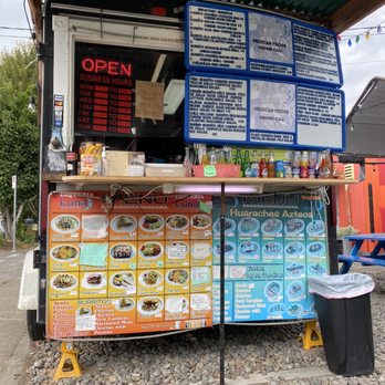 Taqueria Luna - Outside - Food Trucks Near Me - Portland, Oregon