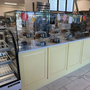 Reza’s - Display case - Coffee & Tea Near Me - Beavercreek, Ohio Reza’s - Display case - Coffee & Tea Near Me - Beavercreek, Ohio
