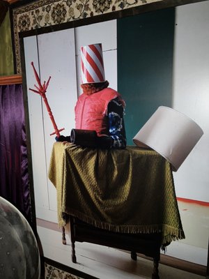 La Hutte Royal (Art House) by null