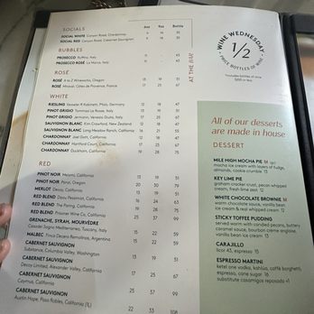 Moxies - Menu - Cocktail Bars Near Me - Houston, Texas