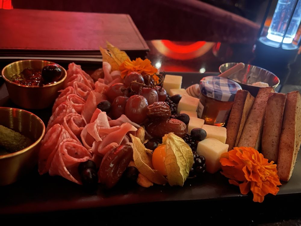 Wander Speakeasy - wedding in Phoenix, AZ