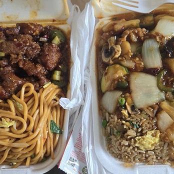 China a gogo - L28. Hunan Beef Lunch Special and L18. Hot Garlic Chicken Lunch Special - Chinese Near Me - Las Vegas, Nevada China a gogo - L28. Hunan Beef Lunch Special and L18. Hot Garlic Chicken Lunch Special - Chinese Near Me - Las Vegas, Nevada