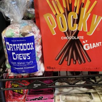 Rye Ridge Deli - Orthodox Chews are fantastic. Buy a bag. Mazul Tov. - Delis Near Me - Rye Brook, New York