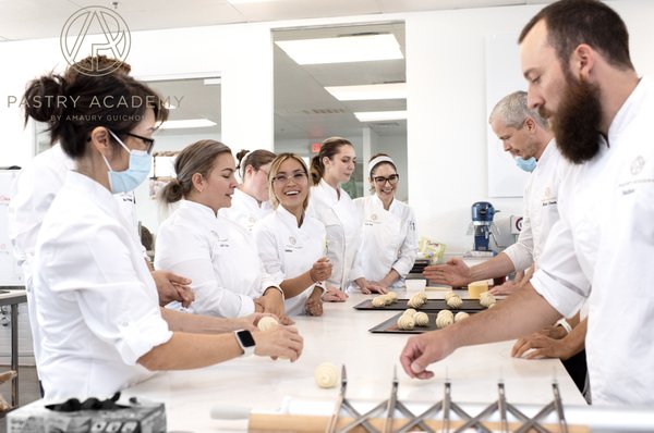 Pastry Academy by Amaury Guichon by null