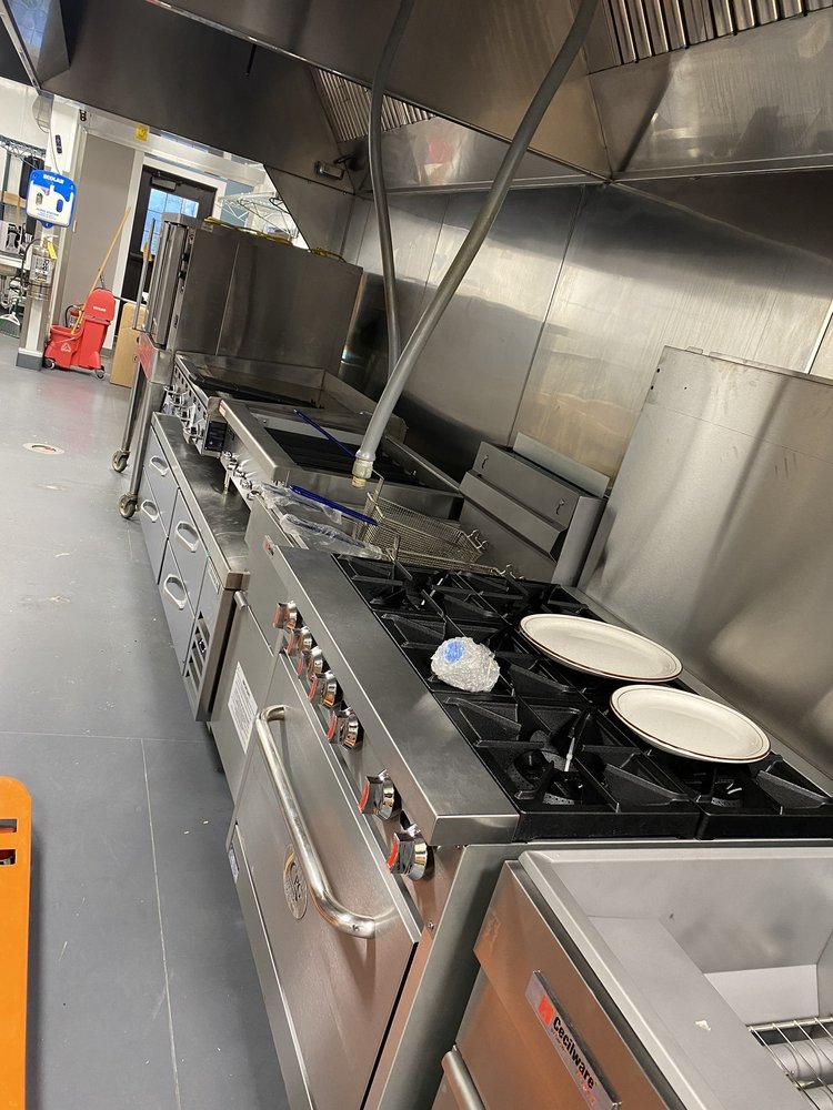 Nando’s Mexican Restaurant