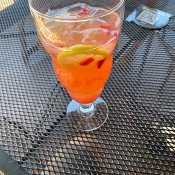Buffalo Wild Wings - Strawberry Lemonade Patio Dining - Chicken Wings Near Me - Folsom, California Buffalo Wild Wings - Strawberry Lemonade Patio Dining - Chicken Wings Near Me - Folsom, California